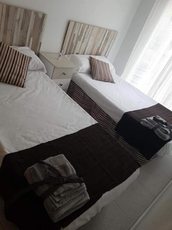 Apartamentos La Bastida トタナ エクステリア 写真