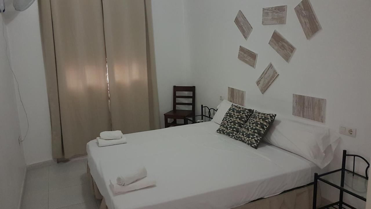 Apartamentos La Bastida トタナ エクステリア 写真