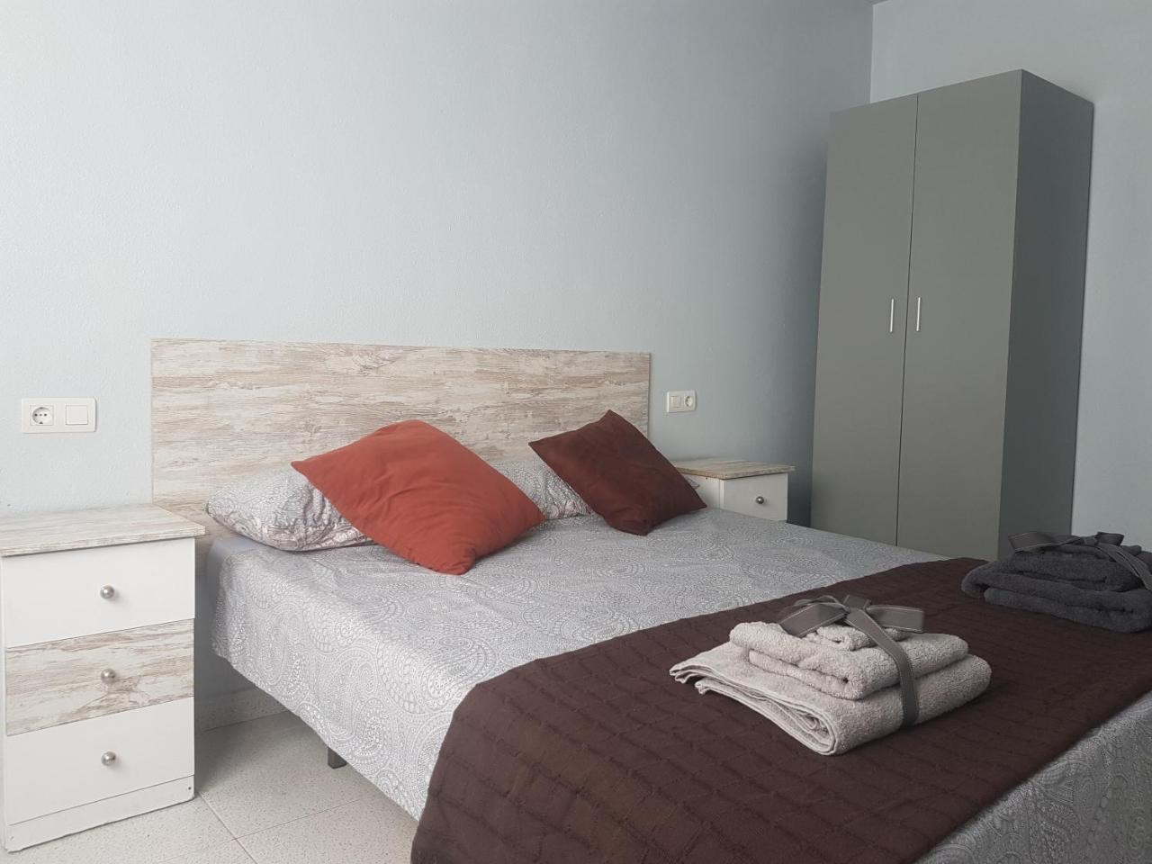 Apartamentos La Bastida トタナ エクステリア 写真