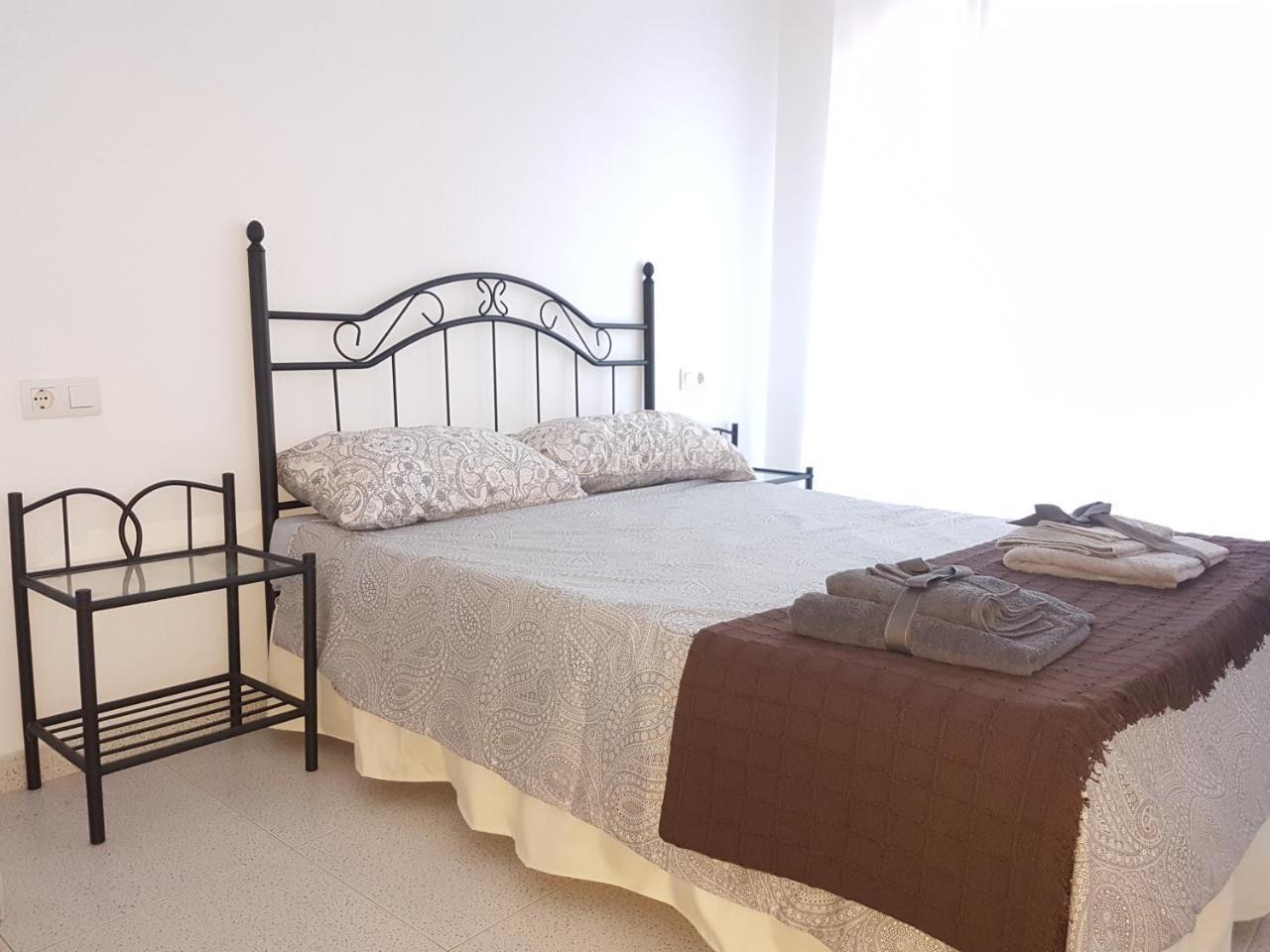 Apartamentos La Bastida トタナ エクステリア 写真